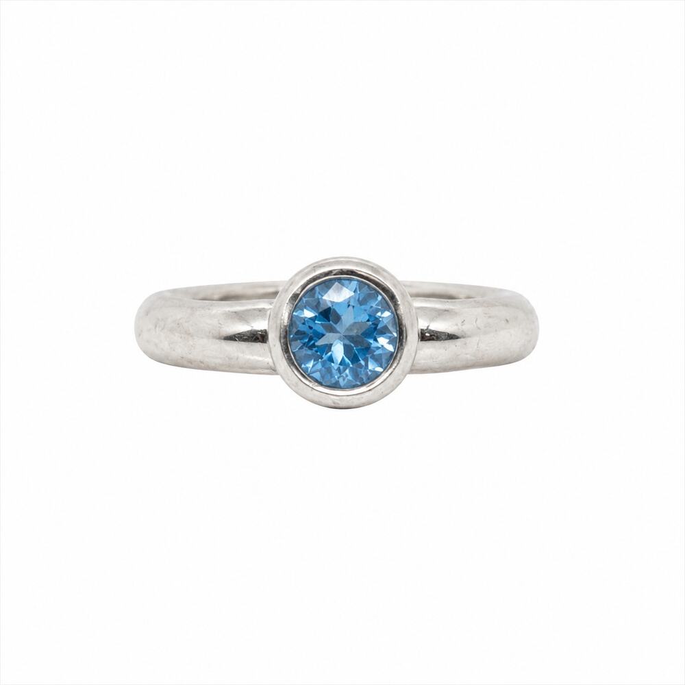 925 Sterling Silver Blue Topaz Solitaire Ring Size 7.75 Bezel Set 925 Minimalist